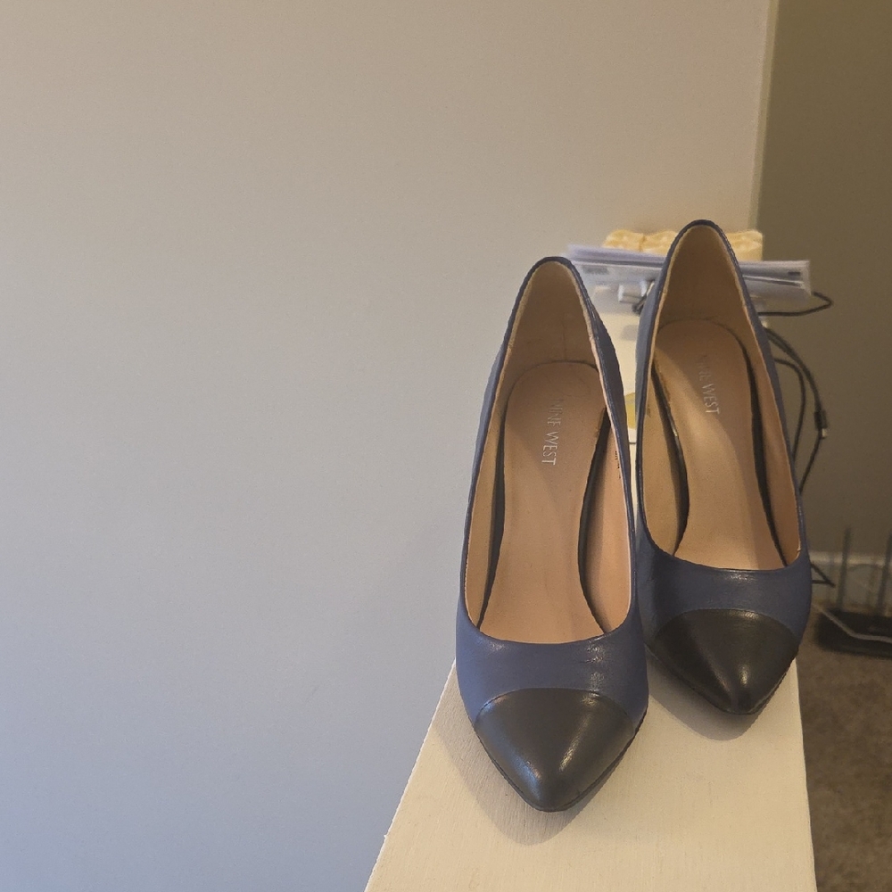 Nine West Navy and Black Cap-Toe Pumps